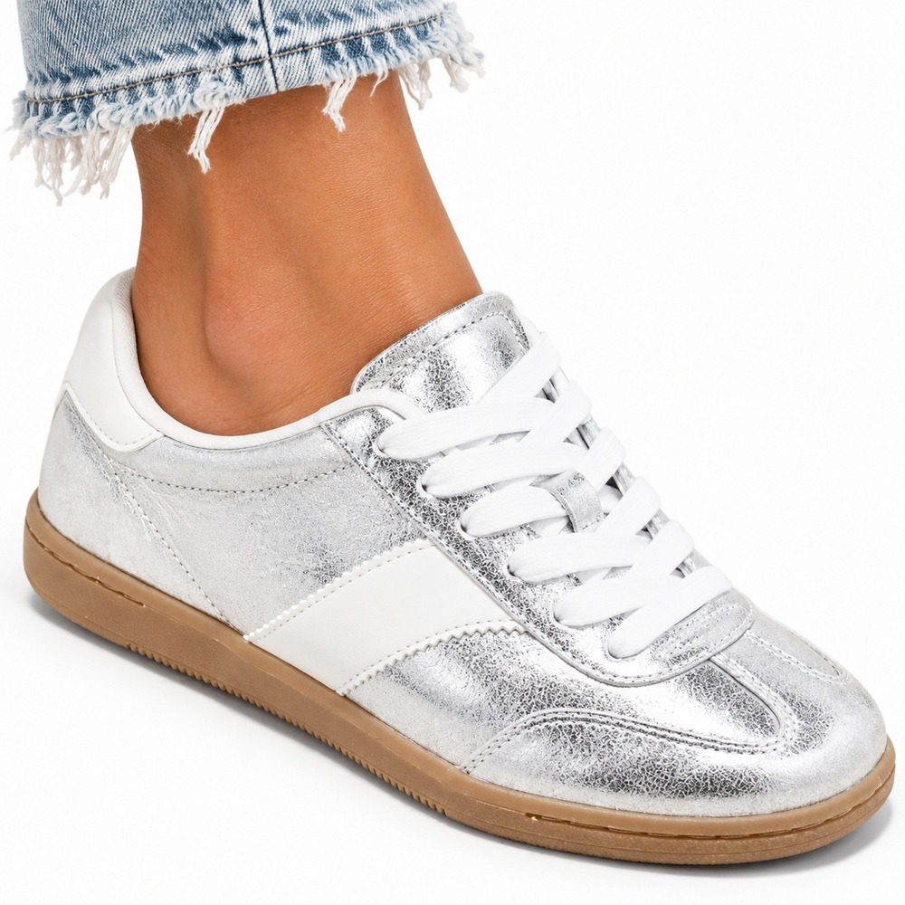 Women's Sneakers by Universal Thread Spencer Silver 6.5 New With Tags